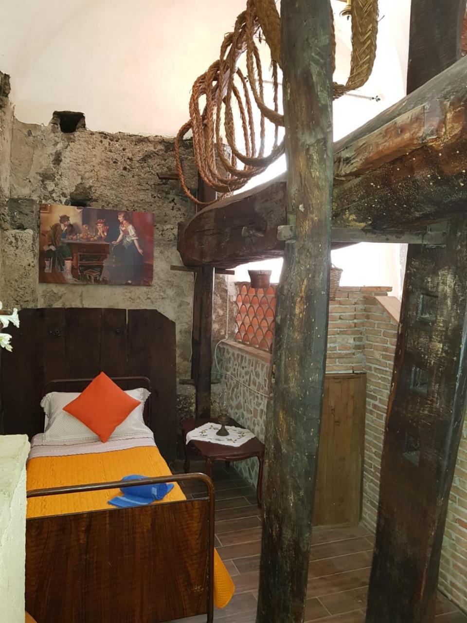 Вилла Original Sicily House Санта-Венерина Экстерьер фото